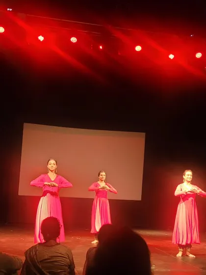 A performance of a Tarana by the disciples of Aditi Mangaldas, part of the 'LEGENDS' session. Curating is about creating a complete, satisfying experience for the audience.