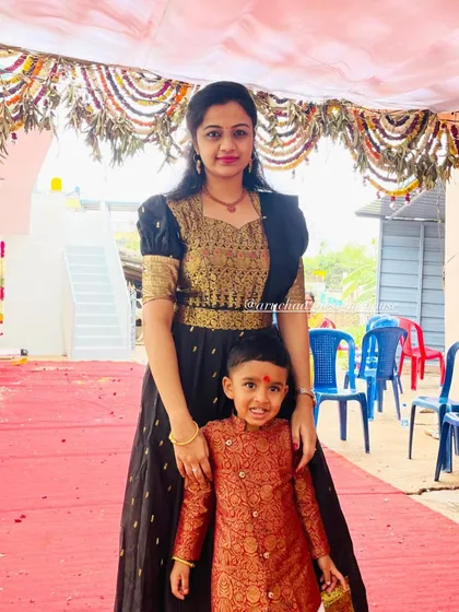 Giving a cherished old silk saree a new story. I transformed a client's traditional saree into this elegant black and gold Indo-Western gown, perfect for modern functions while keeping its sentimental value.