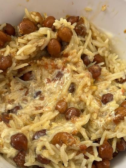 A satisfying bowl of rice with kala chana (black chickpeas). This meal is part of my premium health coaching, which includes live consultations and unlimited problem-solving sessions.