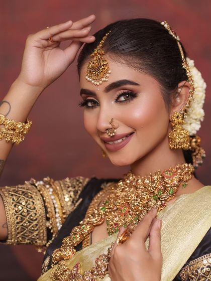 Waymore Jewels - Bridal Wear Rental Elegant Reception & Sangeet Styles photo 6