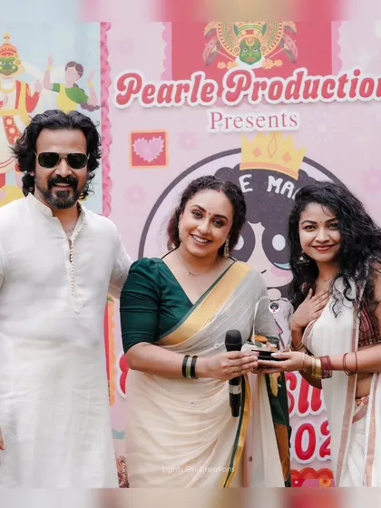 A truly special moment for me, receiving the 'Saree Sculptor' award from Pearle Maaney, an artist I have admired for years. I am so grateful for this recognition from Pearle Productions.