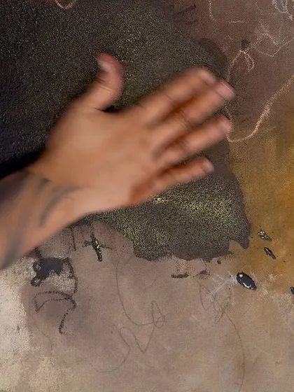 Using my hands to blend and move paint on the canvas. I invite you to pause, reflect, and reconnect with your own self through my art.