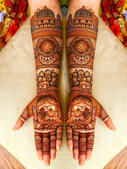 A classic full bridal design with symmetrical patterns, featuring a bride figure on each palm.
