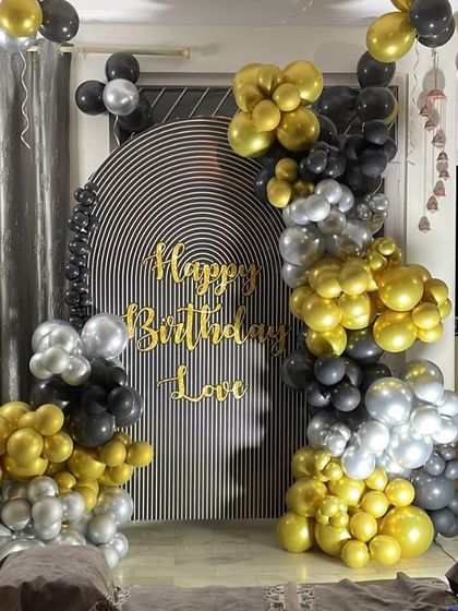 Birthday Balloon Arches & Backdrops photo 64