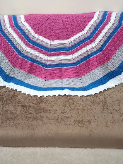 Elegant Shawls & Cozy Cowls photo 13