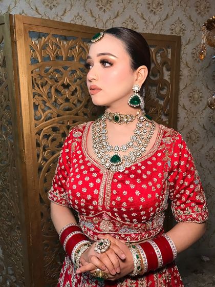 Timeless Red & Gold Brides photo 32