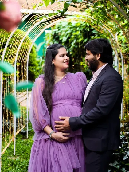 A candid moment between an expecting couple during their outdoor maternity session. We focus on capturing genuine emotions and interactions that tell the story of your love and anticipation.