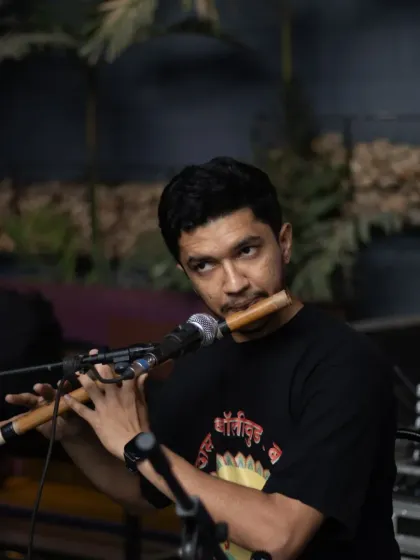 The beautiful, melodious sound of the flute adds a special touch of magic to our Sufi and retro Bollywood nights.