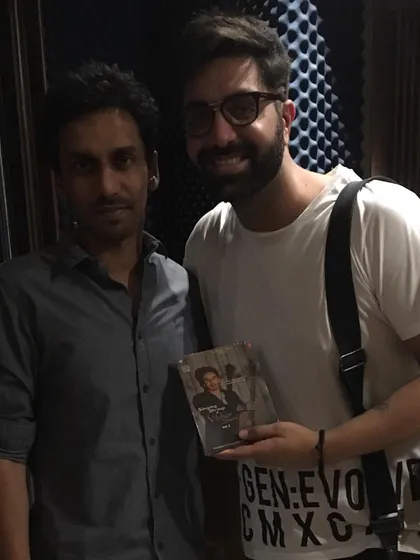 We were happy to have Akhil Sachdeva, the voice behind 'Humsafar', at our studio. We support both established and emerging artists in their musical journey.