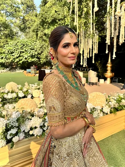 It’s not just about the bride; the mother of the groom deserves to feel like a queen too. I created an elegant, soft glam look that enhances her features beautifully for the daytime wedding.