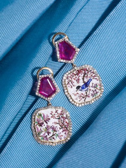 Asymmetrical Earrings: A Tale of Two Halves photo 5