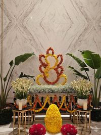 Religious & Festive Decor