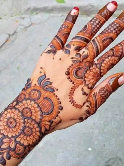 A close-up of a modern floral design, showing the beautiful shading and detail.