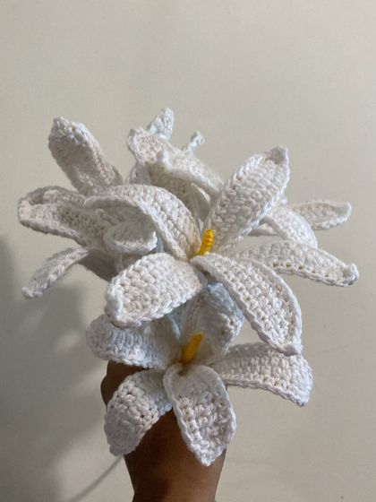 A Rainbow of Choices: Bouquets by Color photo 42