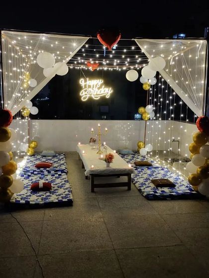 Intimate Canopy & Dinner Setups photo 5