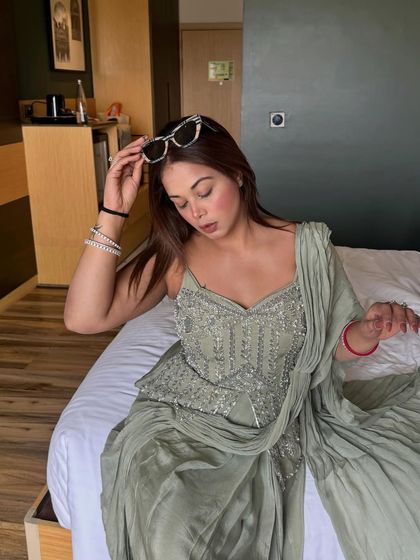 A moment of calm before the show. Even when getting ready, I like my style to reflect a sense of effortless glamour.