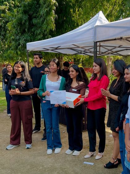 Meet the Artist photo 4