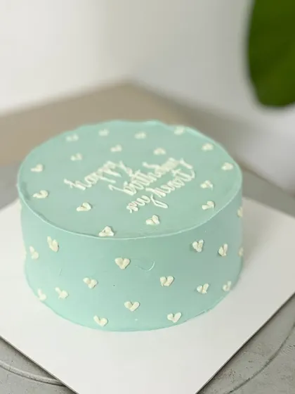 A closer look at this simple and sweet "happy birthday my heart" cake. It's a little something to show you care.