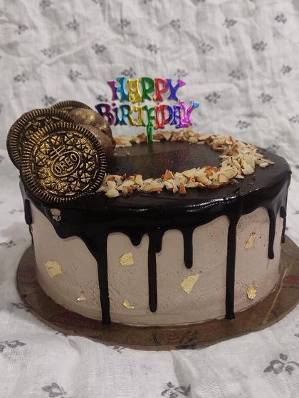 Loaded & Drip Cakes photo 3