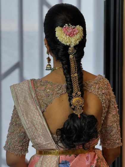 Padma Nandivada - Custom Occasion Wear Design Exquisite Blouse Craftsmanship photo 8