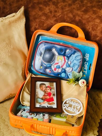 Gift Hamper - Personalized Gift Hampers Rakhi Celebrations photo 4