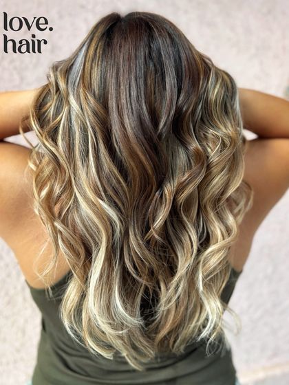 Blonde Ambition photo 9