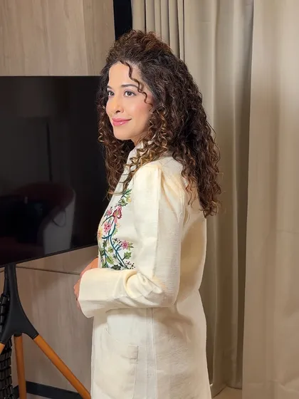 Another shot of the gorgeous Curly Tales founder, slaying her natural curls after I styled them for her event.