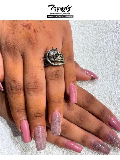 Trendz Salon - Nail Services Glamour & Glitter photo 6