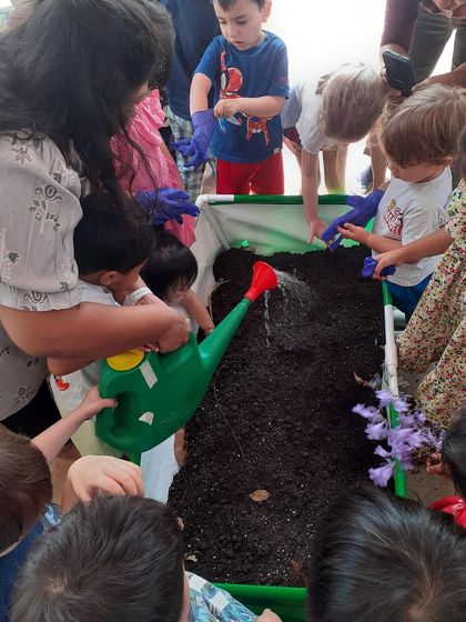 Knowledge Origin - Preschool & Kindergarten Programs Learning Beyond Our Walls: Field Trips & Nature Exploration photo 63