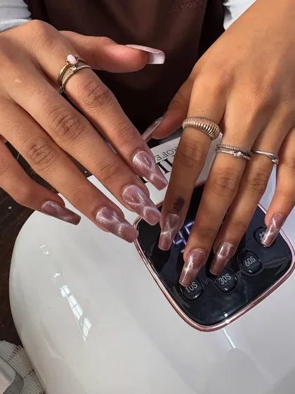Another gorgeous set of nails done at my college pop-up stall.