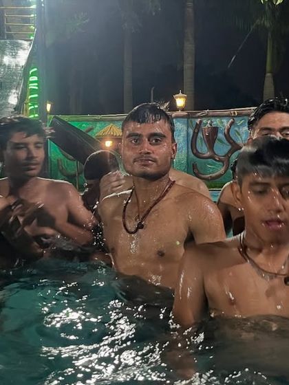 More fun moments from the team's pool session. These experiences create lasting friendships among the players.