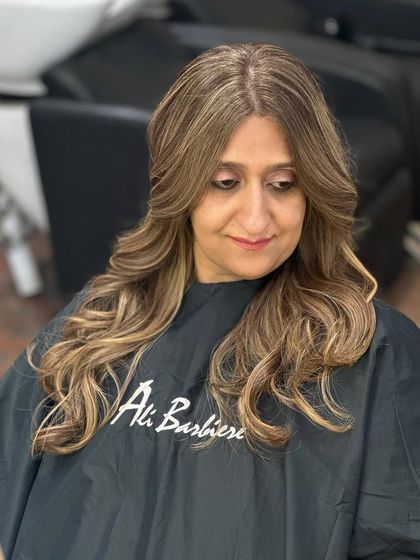 Ali Barbiere - Dimensional Color & Blonding Bold Blonde Transformations photo 18