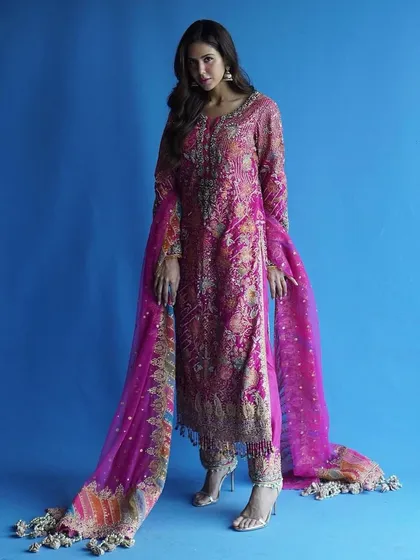 This is what I call 'Punjab di shaan' with a modern 'nazar'. We styled Sonam Bajwa in this gorgeous Rimple and Harpreet creation, rooting the look in tradition but elevating it for today’s mood.