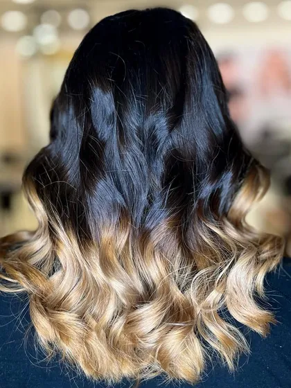 The back view of the classic ombre, showing the smooth gradient from black to blonde.