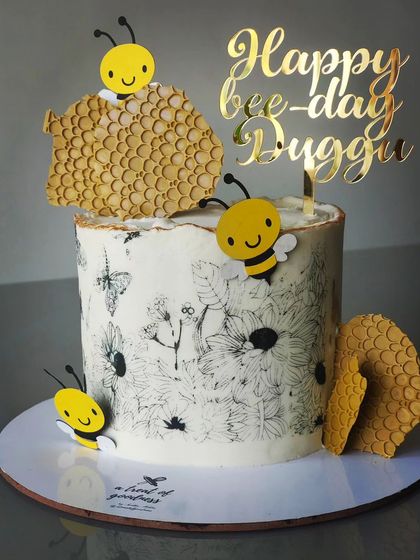 Swetha Mehta - Custom Non-Fondant Cakes Additional Work & Showcase Reels photo 11