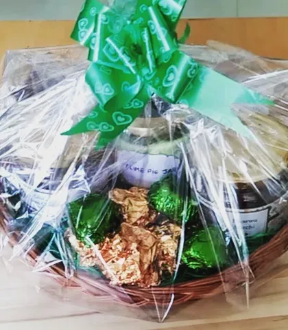 A beautifully wrapped gift basket, ready for Diwali. I believe a gift should feel like a hug, so I take great care in packaging my hampers to make them thoughtful and special for your loved ones.