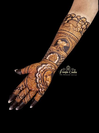 The complementary arm to the previous design, featuring a portrait of the groom, creating a perfect pair.