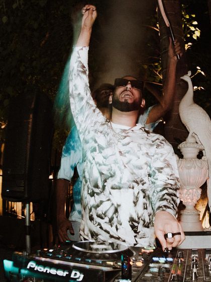 A few more shots from a killer night at Diablo Delhi. The vibe was just right.