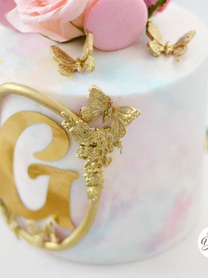 Dee's Bake Studio - Custom Cakes Elegant & Artistic Cakes photo 9