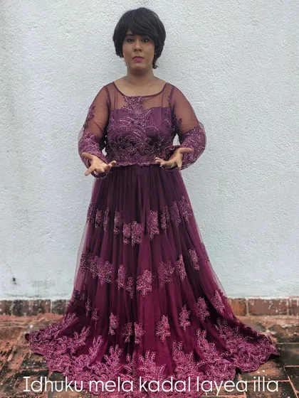 A fun pose with a filmy reference. I love adding a touch of cinema to everything I do.