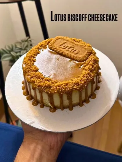 This is the one that gets all the love. Our Lotus Biscoff Cheesecake features a crunchy biscuit base, a rich and creamy baked cheesecake filling, and a generous topping of Biscoff spread and crumbs.