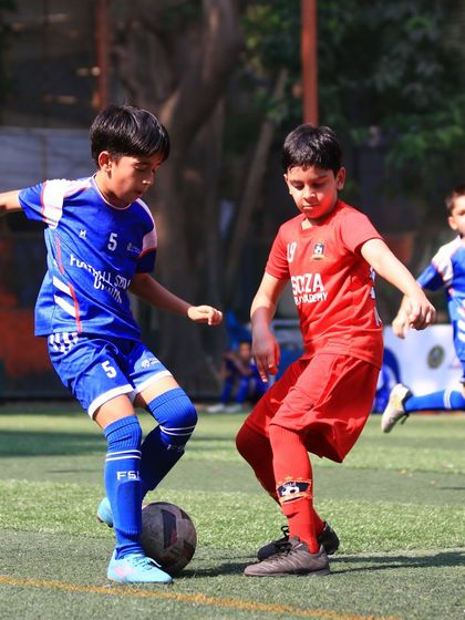 A ruthless 17-0 performance from our U9s, with player Karelis scoring 4 goals and winning Player of the Match.