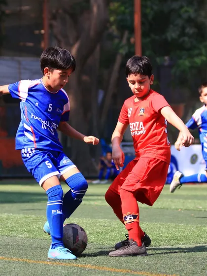 A ruthless 17-0 performance from our U9s, with player Karelis scoring 4 goals and winning Player of the Match.