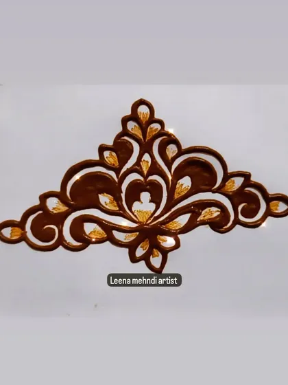 An abstract, flowing motif that is great for practicing swirls and vines. These elements add grace and movement to any henna design.