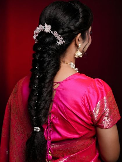 Elegant Updos & Intricate Braids photo 5