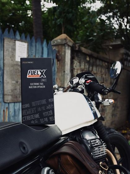 We're installing a FuelX Pro on this beautifully modified Continental GT 650 to optimize its fueling for the full system S&S exhaust.