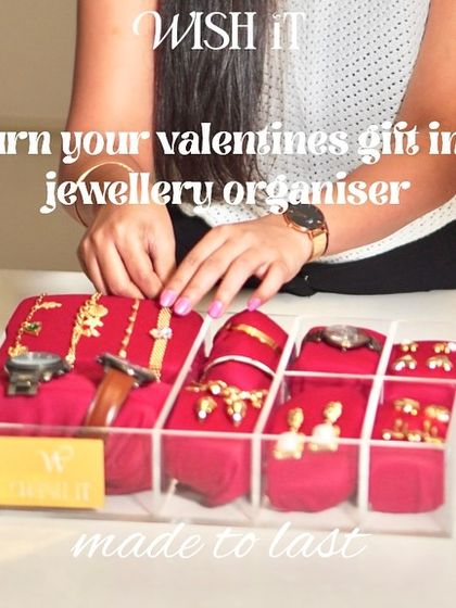 Here you can see how the "Love Affair 2.0" gift box is repurposed into a stylish jewelry and accessory organizer. It’s a thoughtful feature that adds long-term value to your gift.