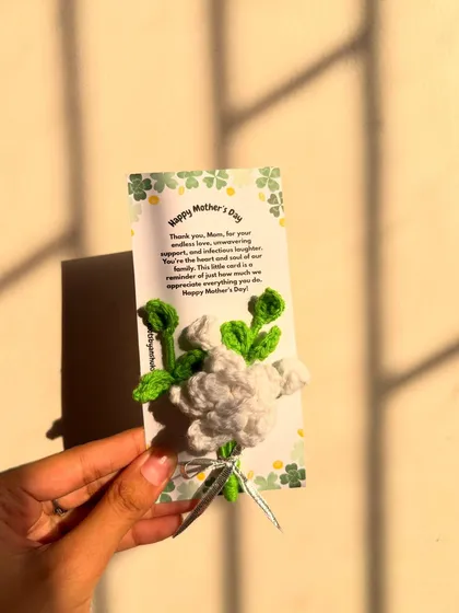 Another option for Mother's Day, this card features a mini bouquet of white flowers.