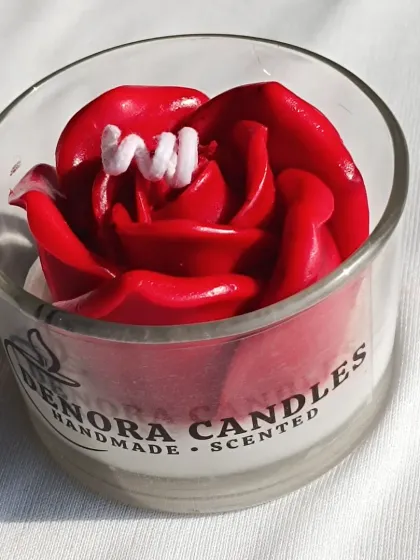 Another shot of the small red rose jar candle.