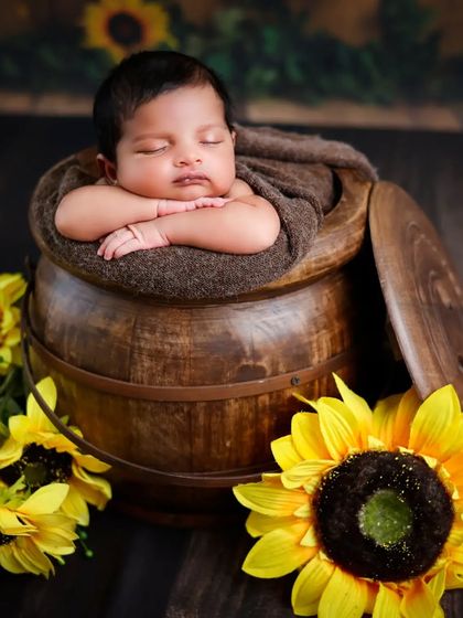 WonderBump Studio - Newborn Photography Cozy in Baskets & Props photo 13